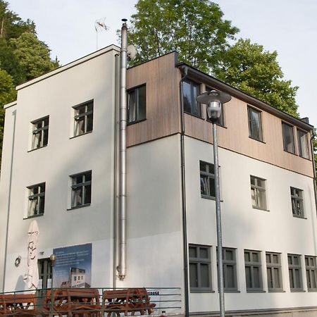Hotel Spalov Семили Екстериор снимка